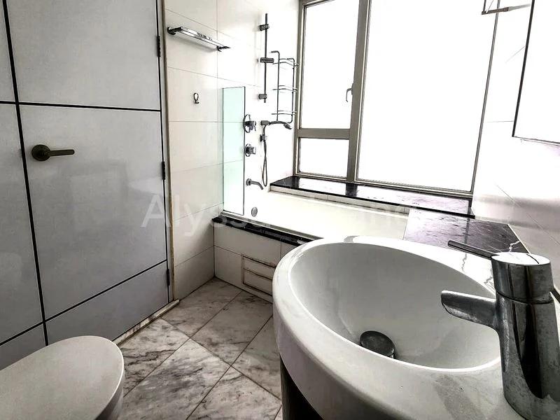 Common Room (Condo) for Rent in  Boon Lay Bus Interchange - Image 2